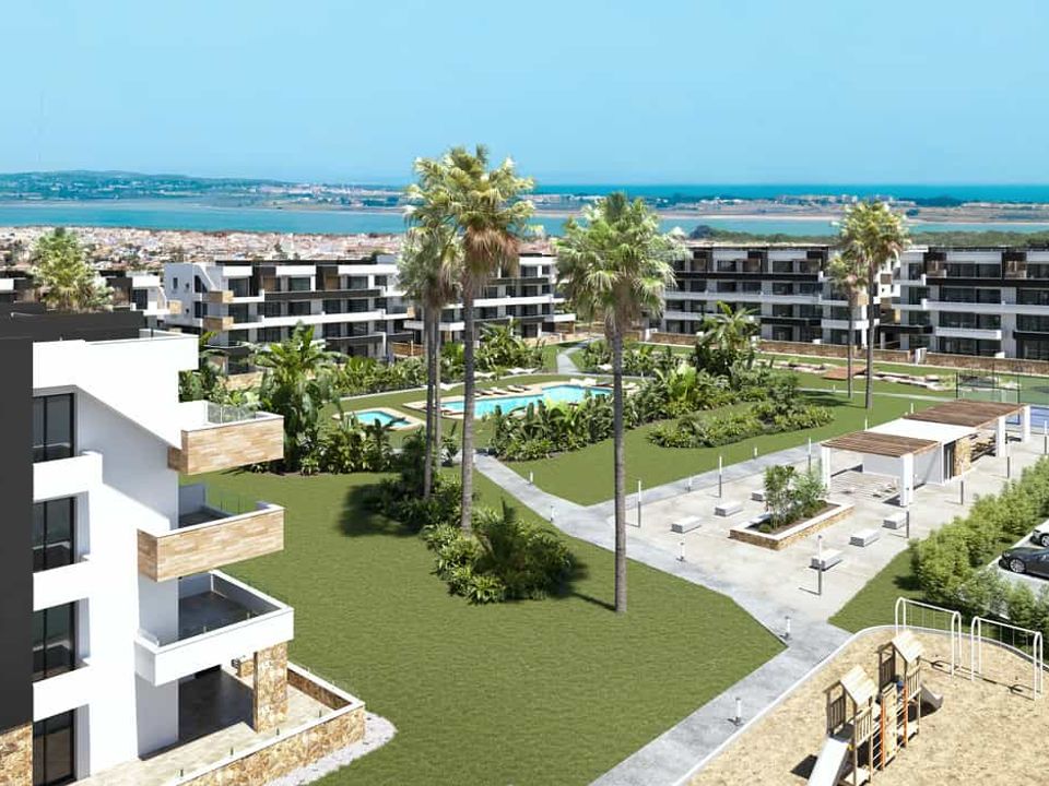 Lejlighed i Torrevieja, Alicante - foto 2